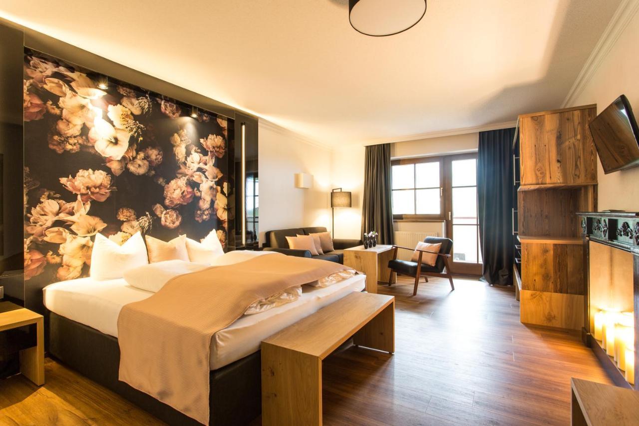 Boutique Hotel Mandarfnerhof ซังคท์เลออนฮาร์ด อิม พิทซ์ทัล ภายนอก รูปภาพ