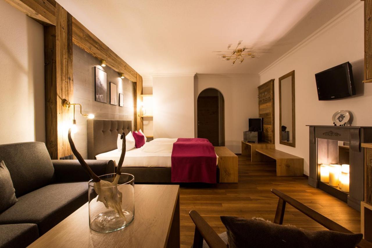 Boutique Hotel Mandarfnerhof ซังคท์เลออนฮาร์ด อิม พิทซ์ทัล ภายนอก รูปภาพ