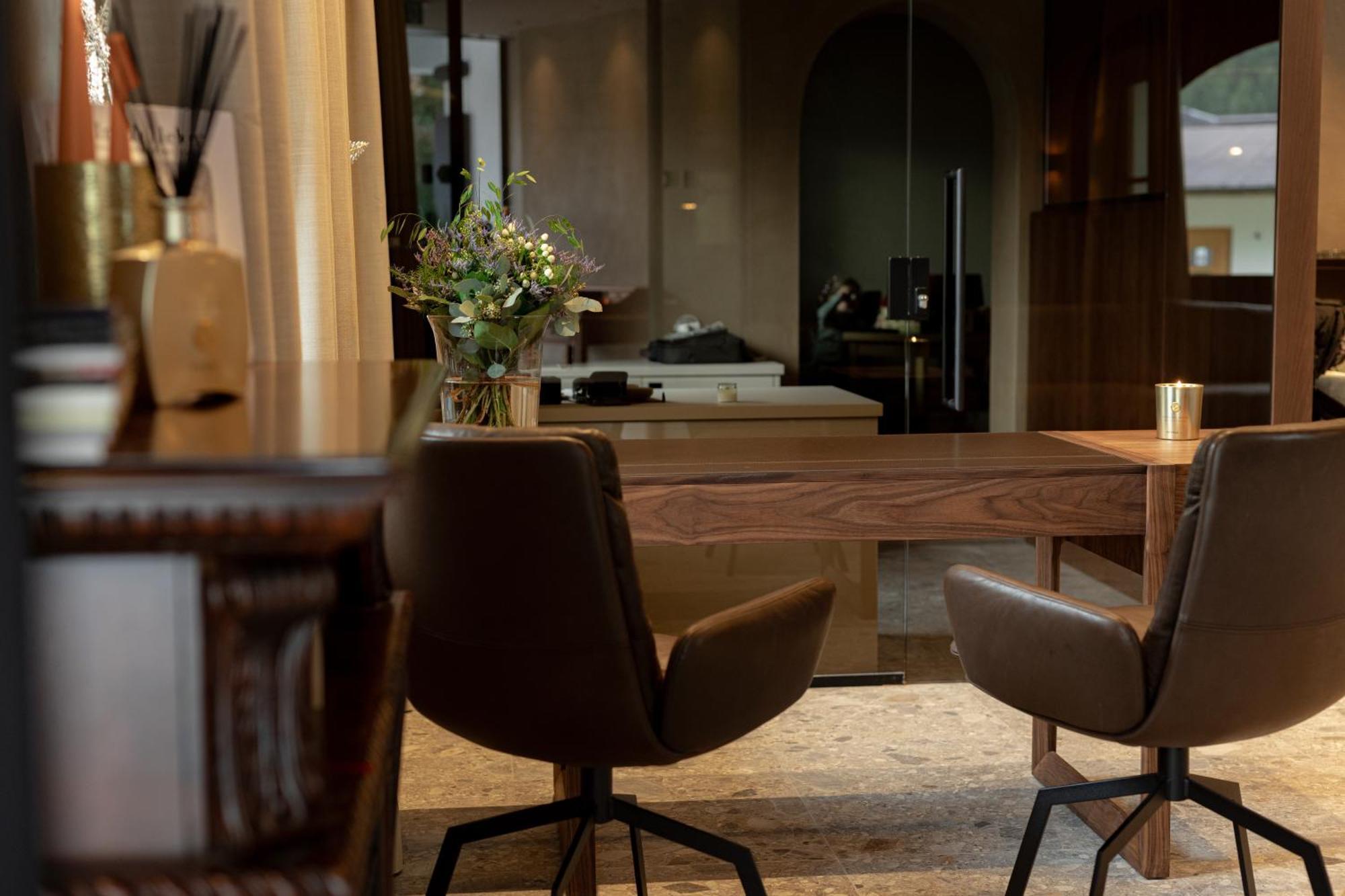 Boutique Hotel Mandarfnerhof ซังคท์เลออนฮาร์ด อิม พิทซ์ทัล ภายนอก รูปภาพ